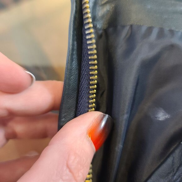 Red Valentino Lambskin Leather Black Mini Skirt Scalloped Hem‎ Eyelet Detail 38 - Picture 10 of 14